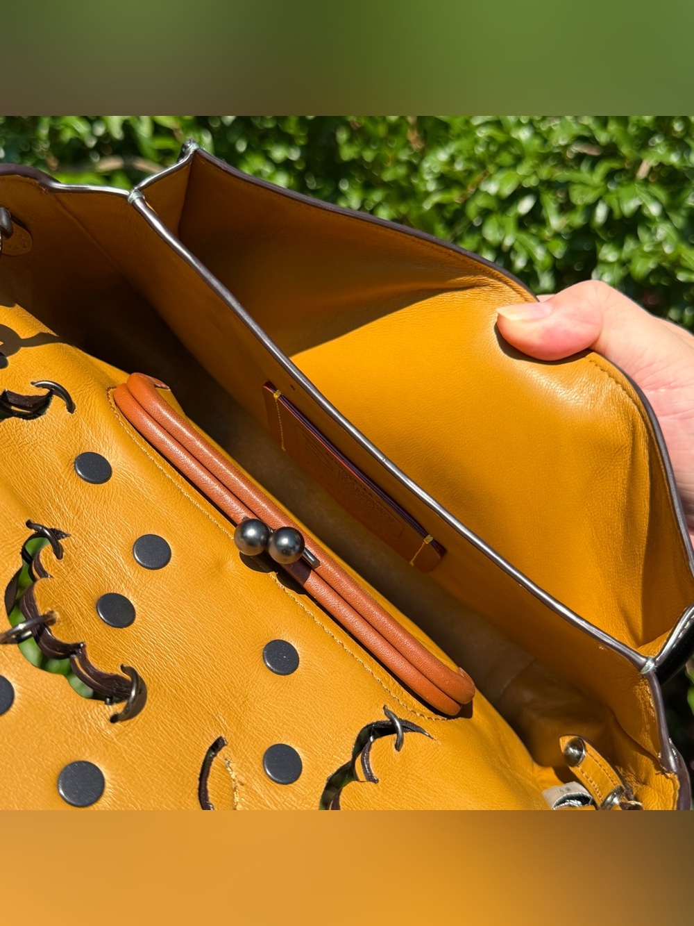 COACH Dinky 24 With Linked Tea Rose 21585 - Picture 10 of 11